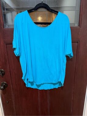 Venice - Relaxed Scoop Neck Top - Turquoise